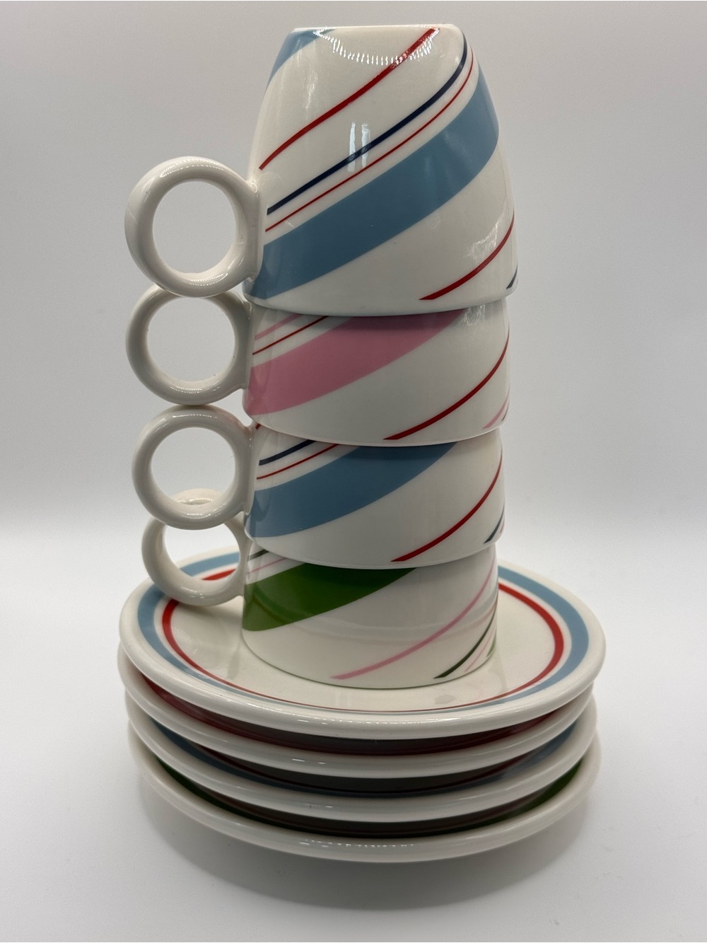 Set of 4 Starbucks Holiday 2007 Demi Espresso 3oz Coffee Cups with Saucer